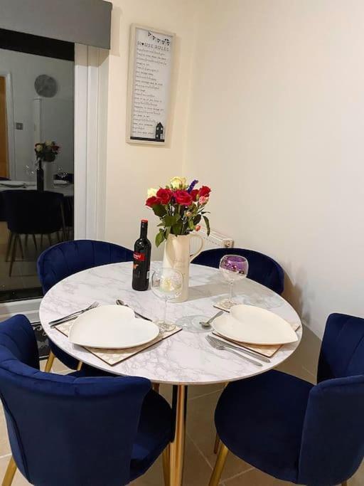 Cosy- 1 Bedroom House Derby